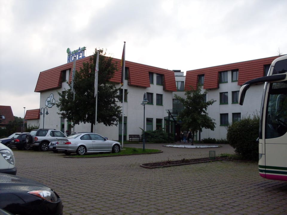 Parkplatz direkt vor dem Hotel Best Western Hotel Spreewald