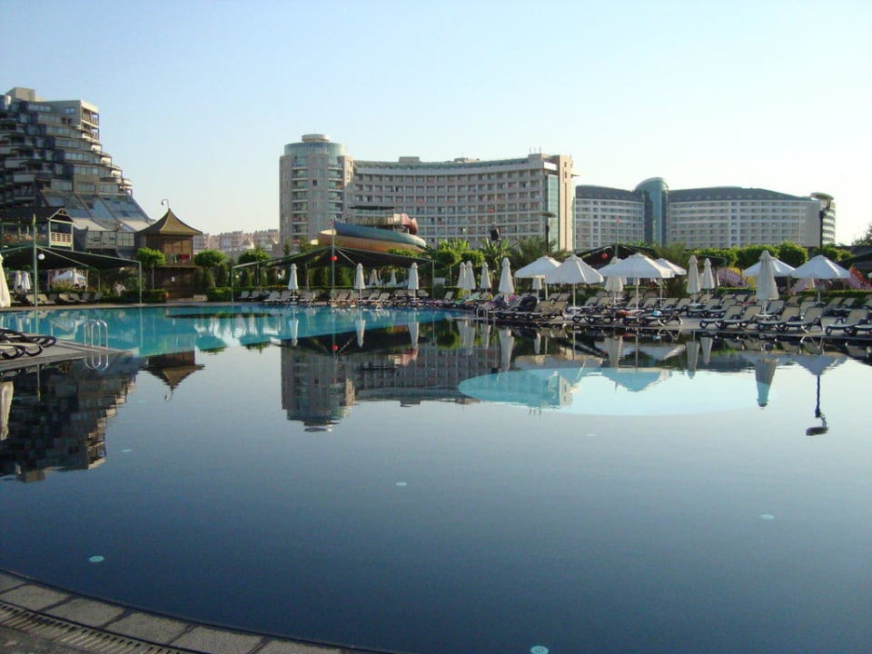 Pool Limak Lara Deluxe Hotel & Resort