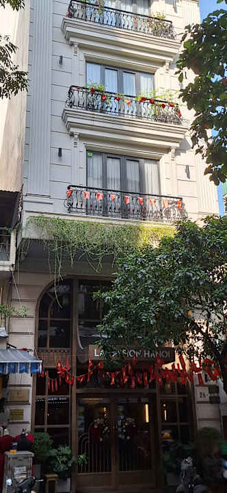 Außenansicht La Passion Hanoi Hotel & Spa