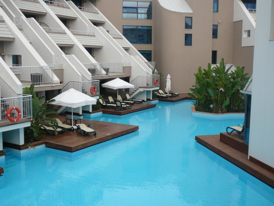 Terrasse der Poolzimmer Susesi Luxury Resort