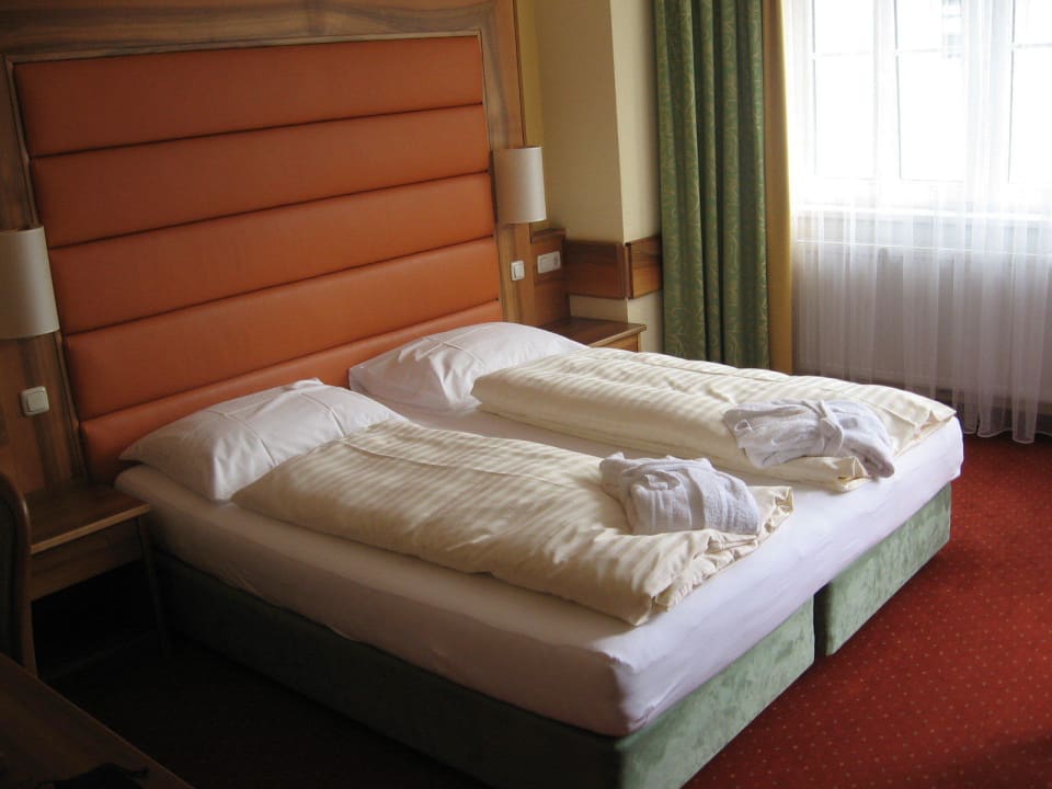 Bett Hotel Österreichischer Hof