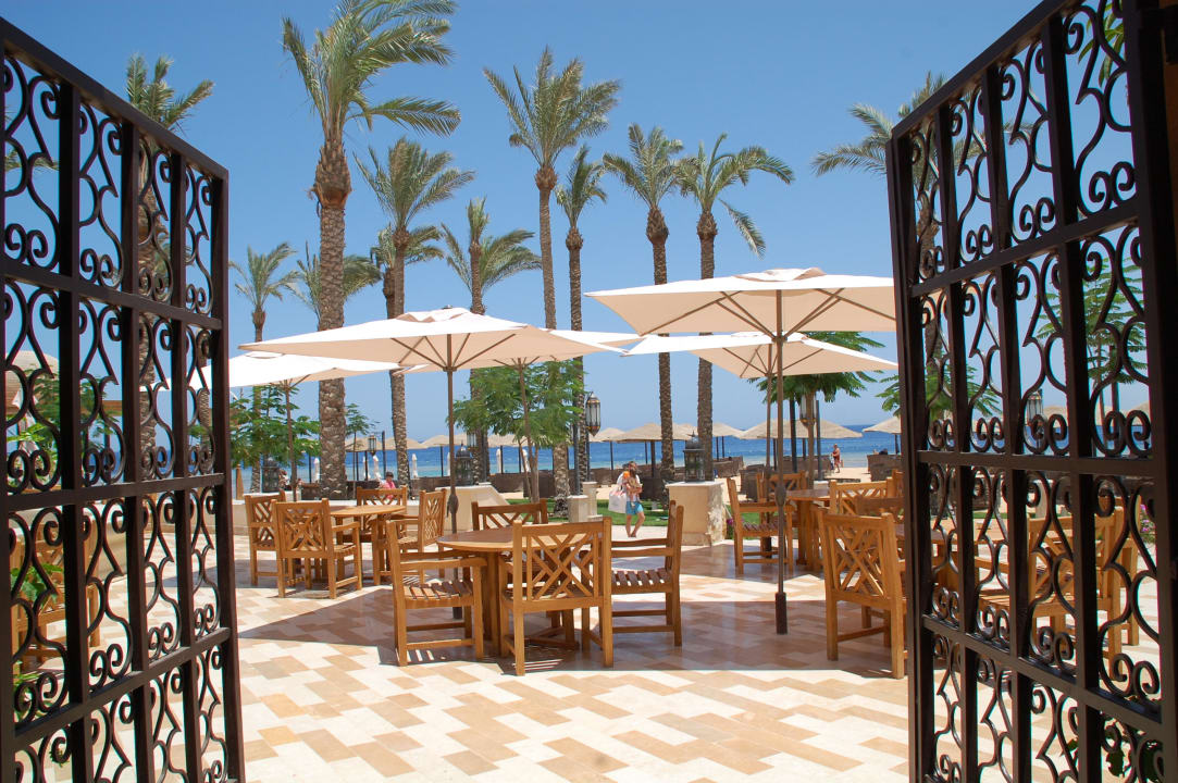 Zugang zur Bar und Restaurants Grand Waterworld Makadi & Family Star Makadi