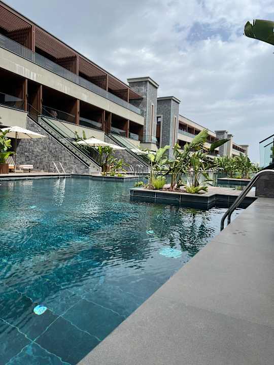 Pool Jacaranda Luxury Resort