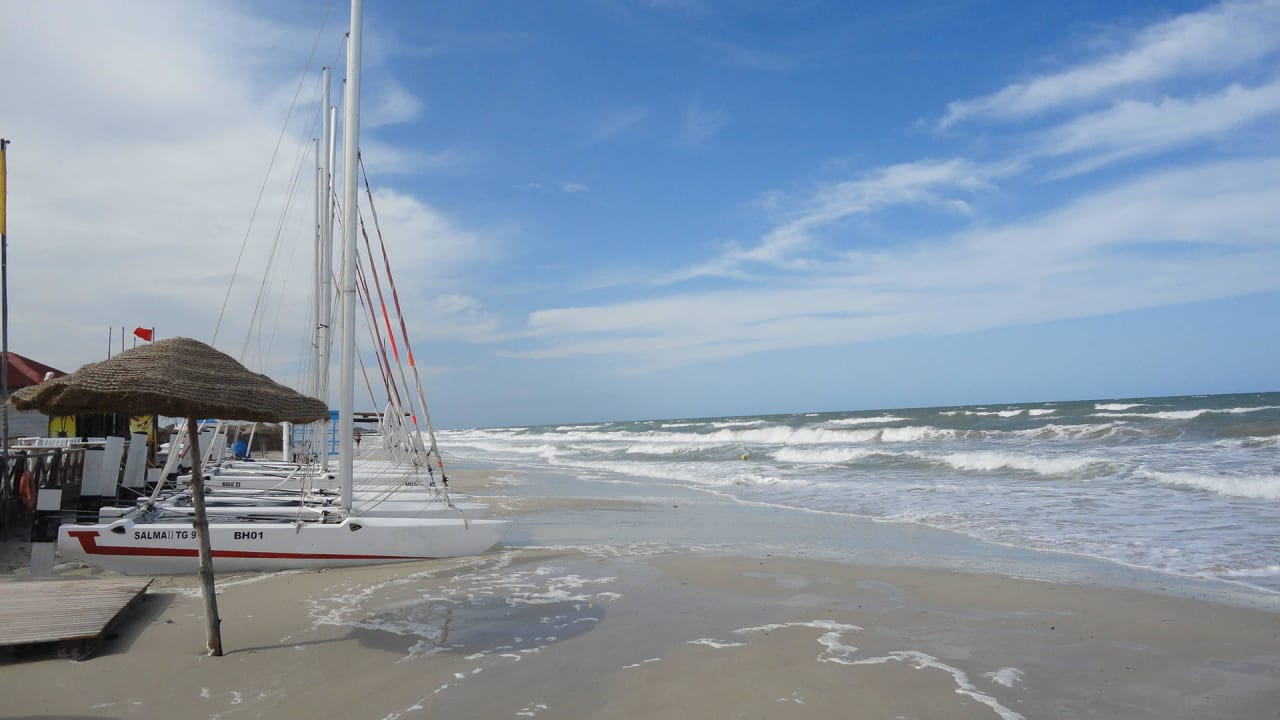 Kein Segeln zuviel Wind TUI MAGIC LIFE Penelope Beach