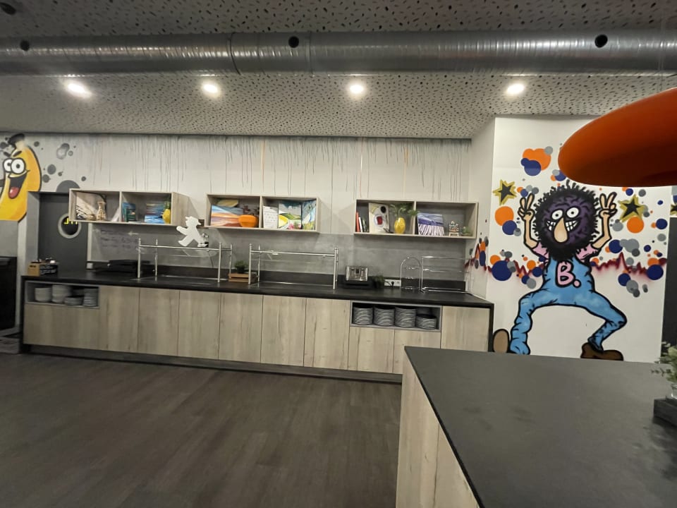 Gastro Holiday Inn - the niu, Hide Berlin Friedrichshain