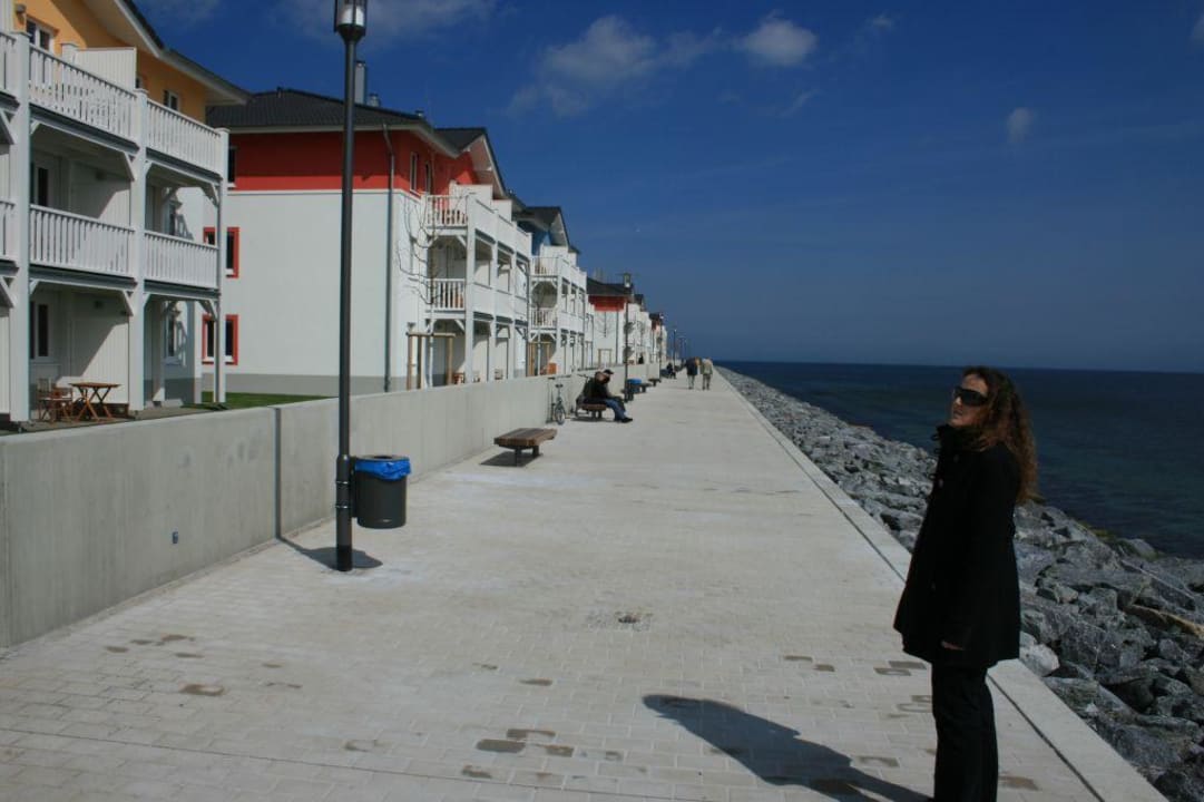 Promenade Weiße Wiek BEECH Resort Boltenhagen