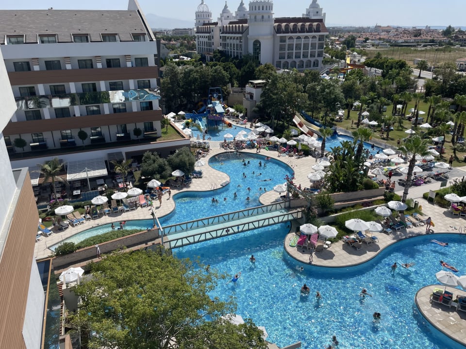 Pool Terrace Elite Resort