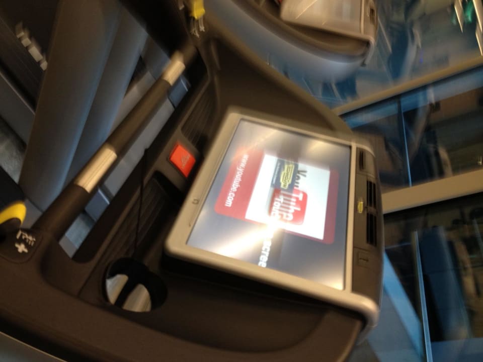 Laufband Fitnessraum Hotel Le Meridien Istanbul Etiler