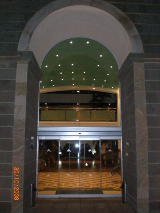 Hoteleingang IFA Altamarena by Lopesan Hotels