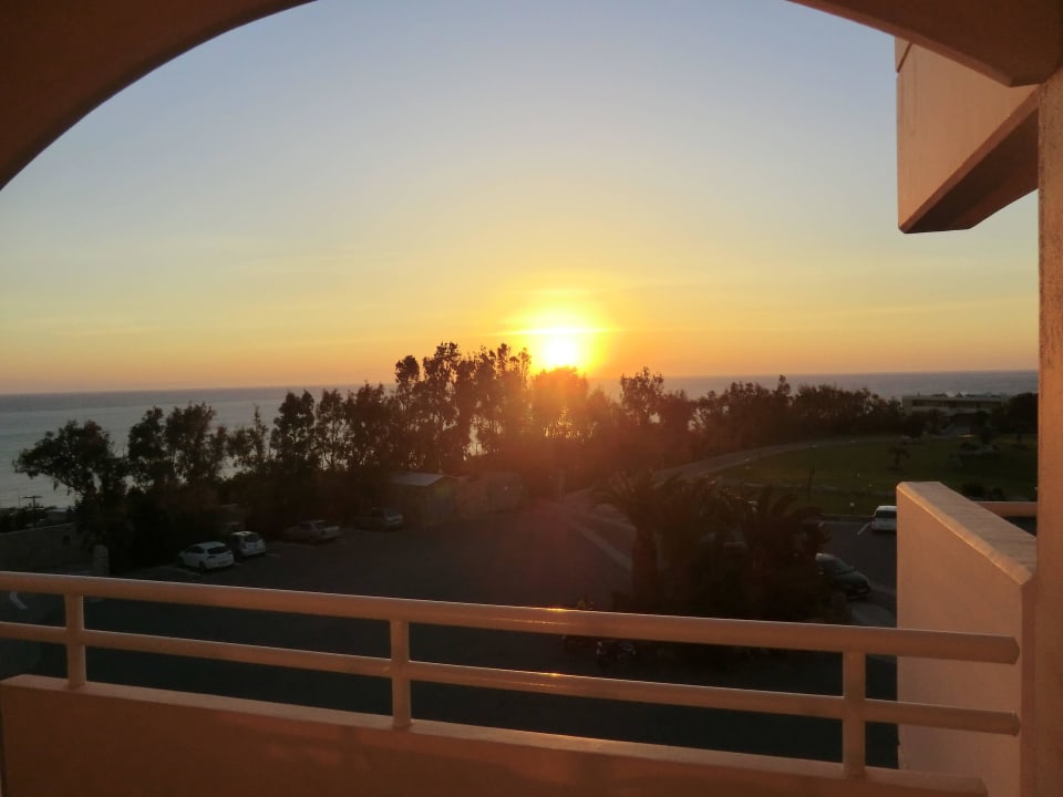 Richtung Mittelmeer Hotel Kalithea Mare Palace