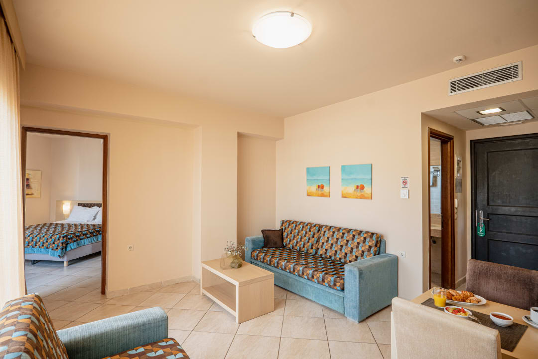 Zimmer Hotel Molos Bay