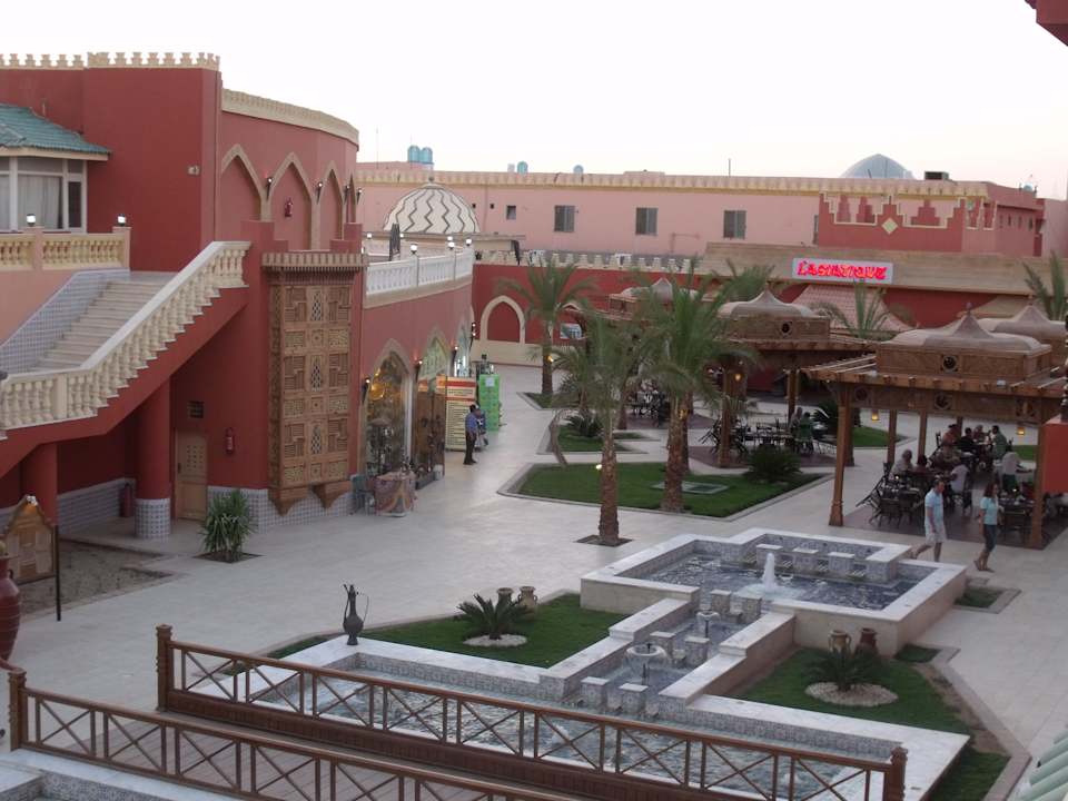 Restauracja Azjatycka Pickalbatros Alf Leila Wa Leila Resort - Neverland Hurghada