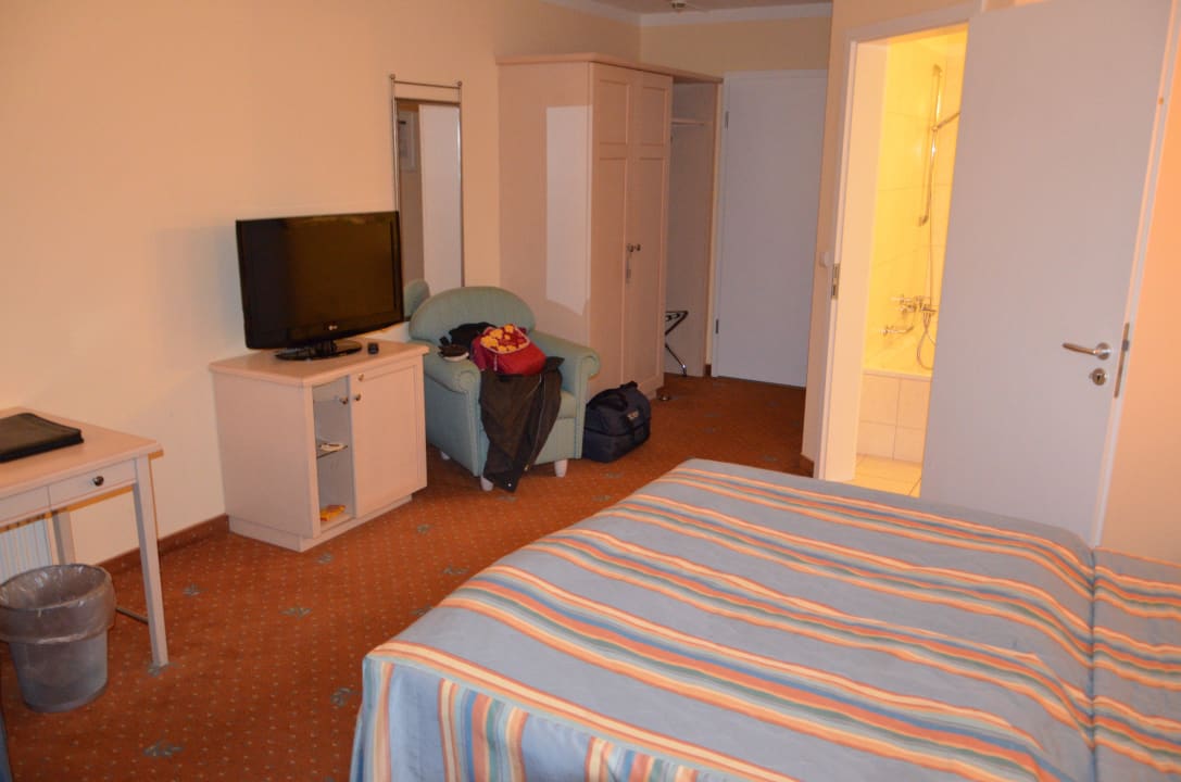 Zimmer Hotel Ampervilla