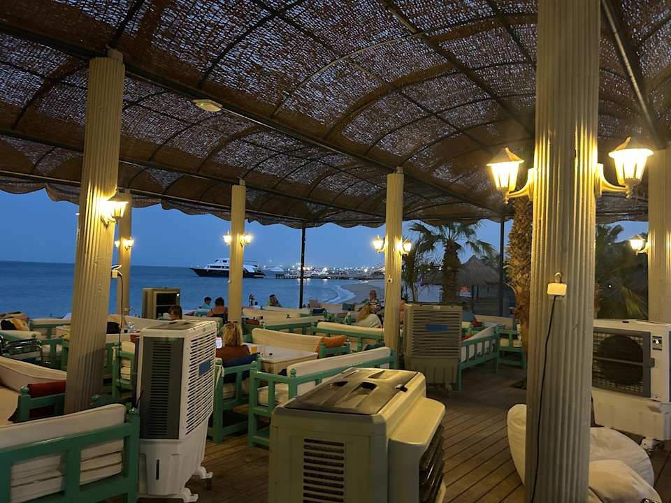 Strand Lotus Bay Beach Resort