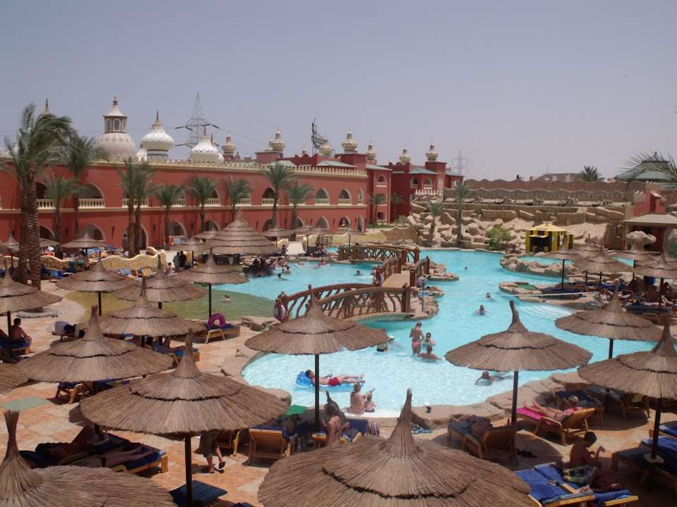 Basen Pickalbatros Alf Leila Wa Leila Resort - Neverland Hurghada