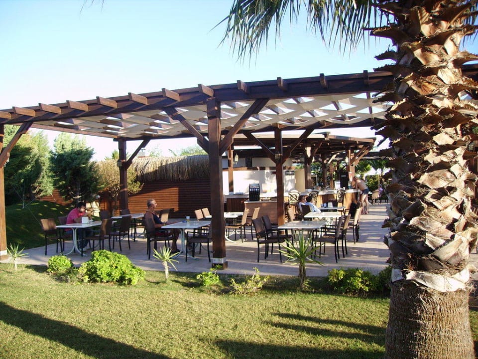 Bar am Strand Saturn Palace Resort Hotel