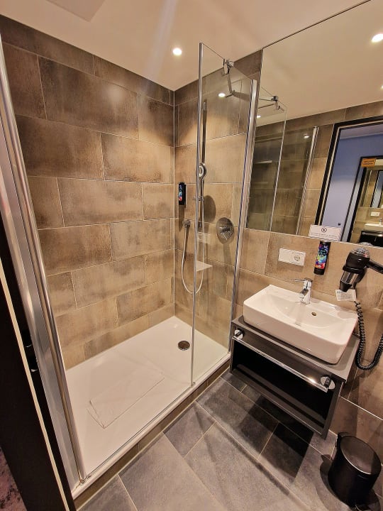 Zimmer Holiday Inn – the niu, Charly Frankfurt City