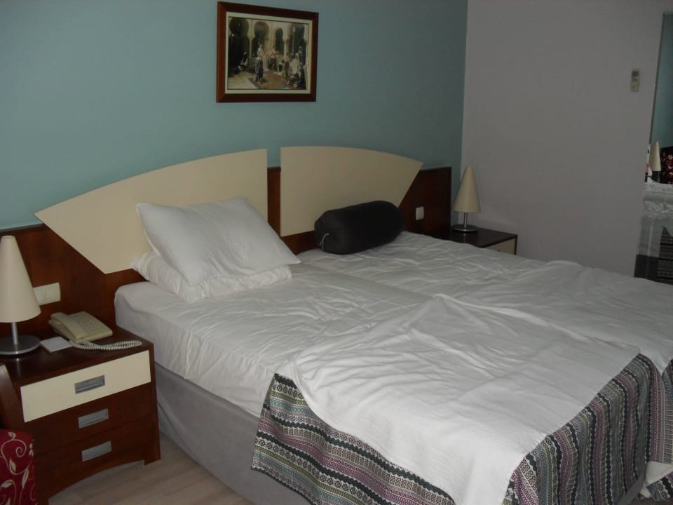 Grosse breite bette Belek Beach Resort Hotel