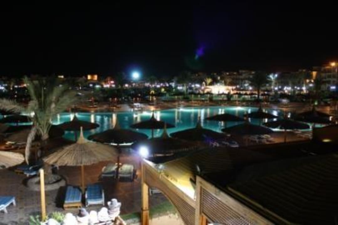 Blick auf den Ruhepool Pickalbatros Dana Beach Resort - Hurghada