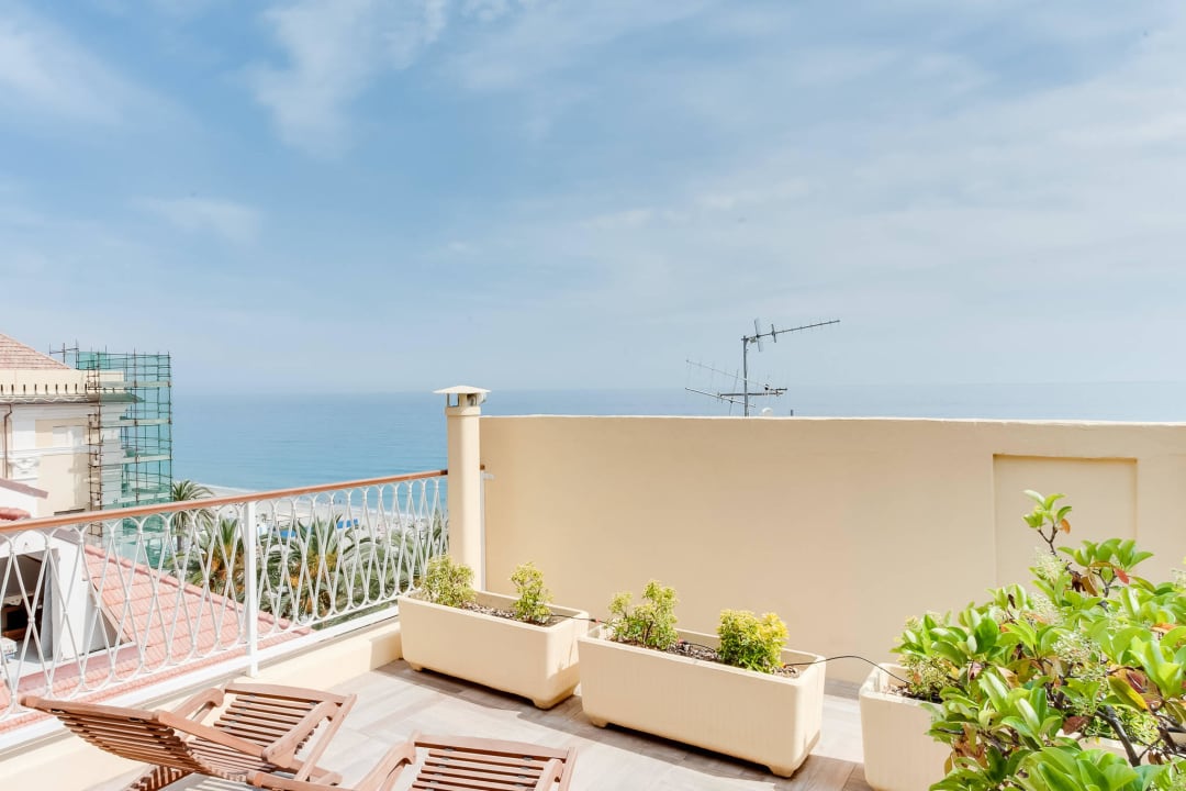 Terrace Comfort Hotel Medusa
