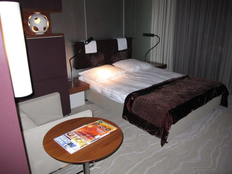 Standard-Doppelzimmer Radisson Blu Hotel Köln