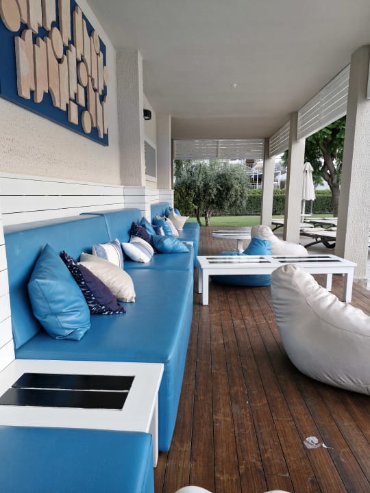 Pool Arum Barut Collection