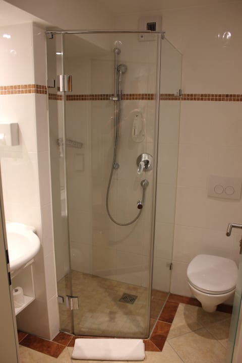 Zimmer Hotel Am Badersee