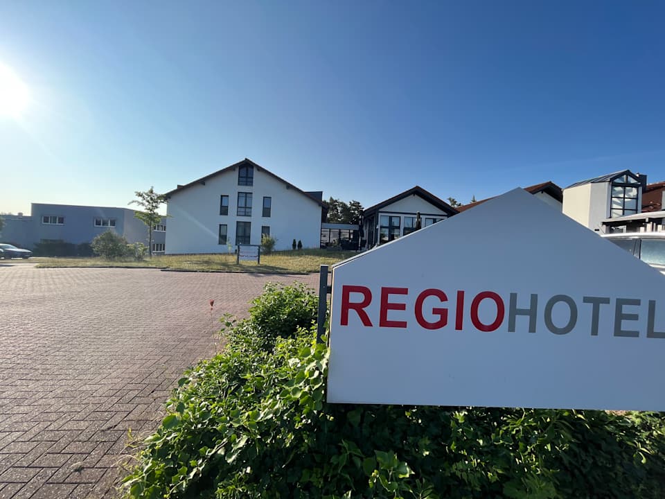 Außenansicht REGIOHOTEL Wittekind Burg