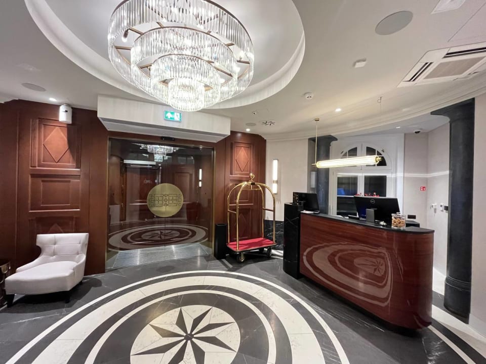 Lobby The Crown Krakow Center - Handwritten Collection ACCOR