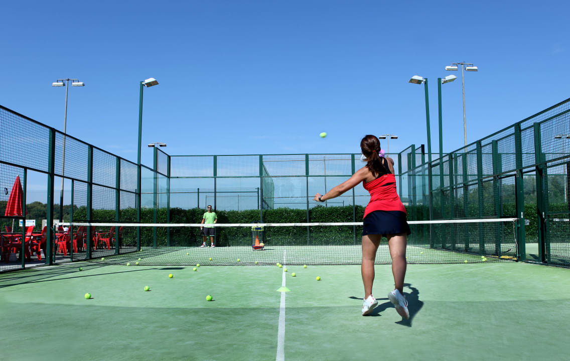 Der Sportclub ist neben dem Hotel Hotel Don Miguel