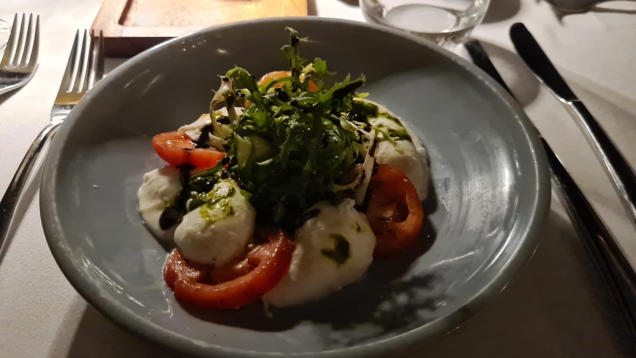 Gastro Outrigger Maldives Maafushivaru Resort