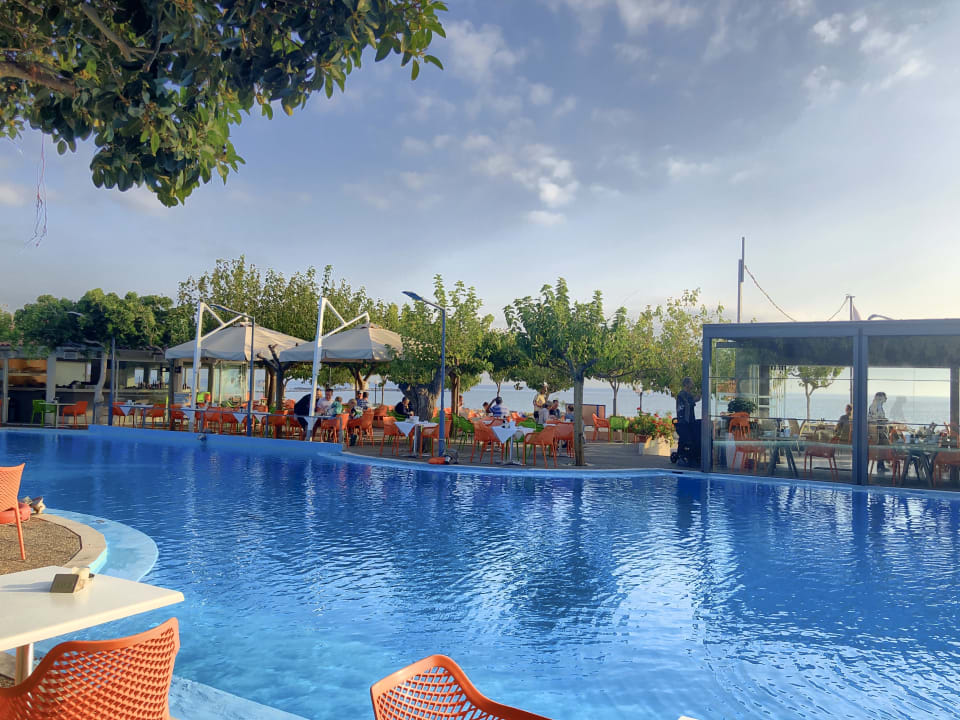 Pool Corissia Beach Hotel
