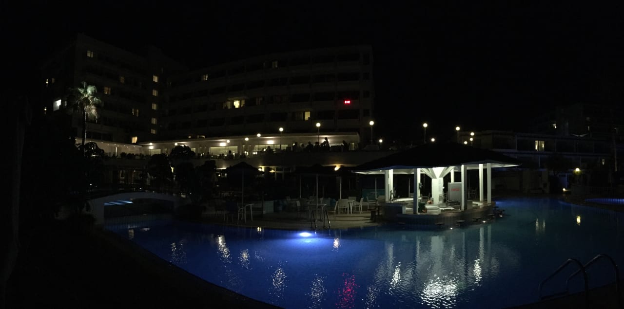 Pool Hotel Sunrise Beach