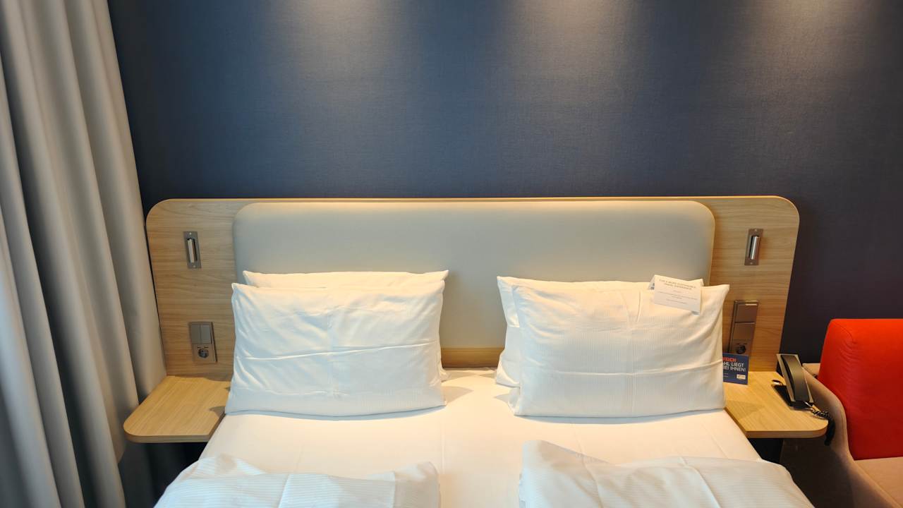 Zimmer Holiday Inn Express Ringsheim