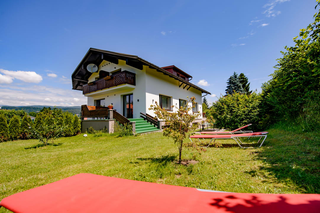 Gartenanlage Pension Haus Charlie