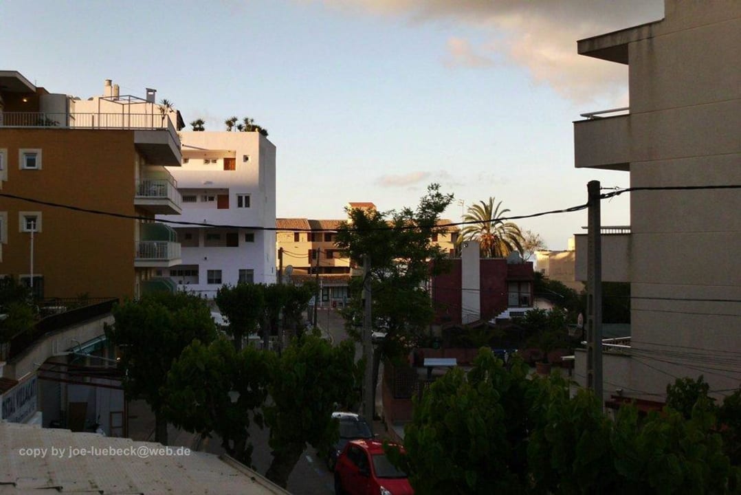 Ausblick zum Boulevard Hostal Villa Cati