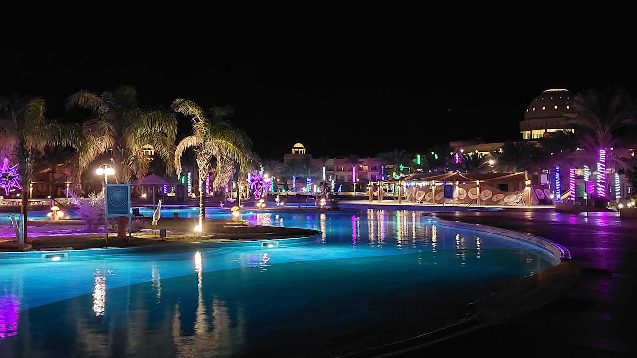 Pool Malikia Resort Abu Dabbab