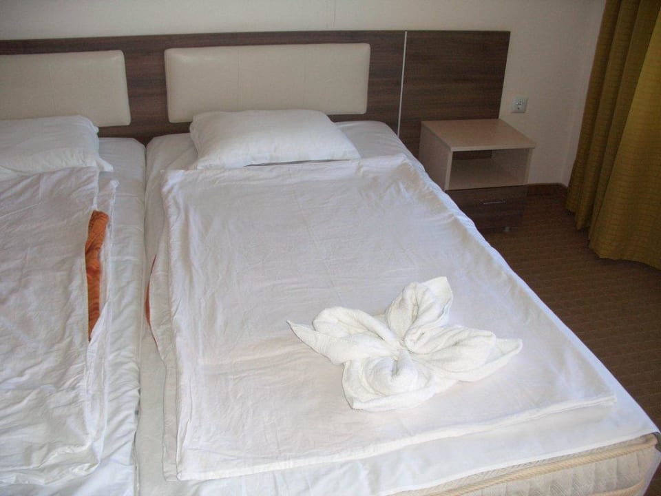 Gemachtes Bett Hotel Esperanto