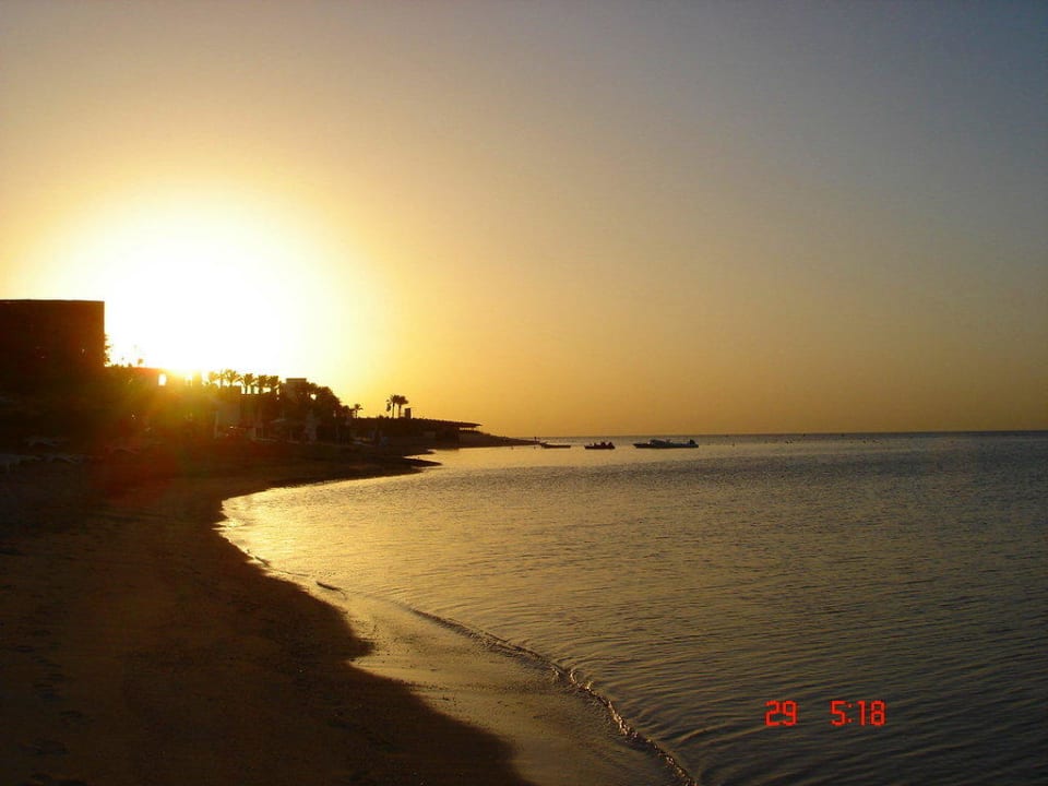 Sonnenaufgang Fort Arabesque Resort, Spa & Villas