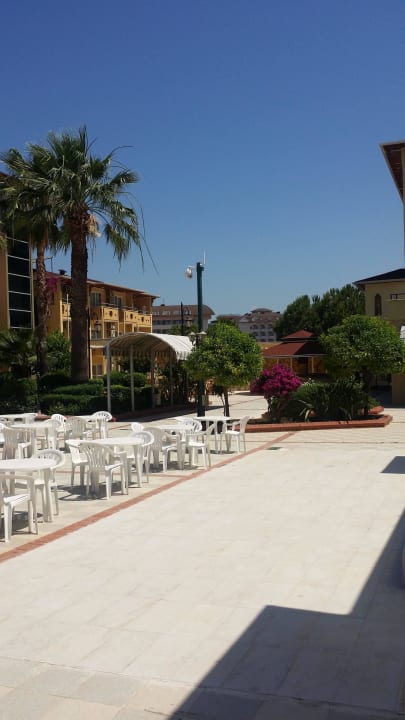 Sehr ruhig Lonicera Resort & Spa Hotel