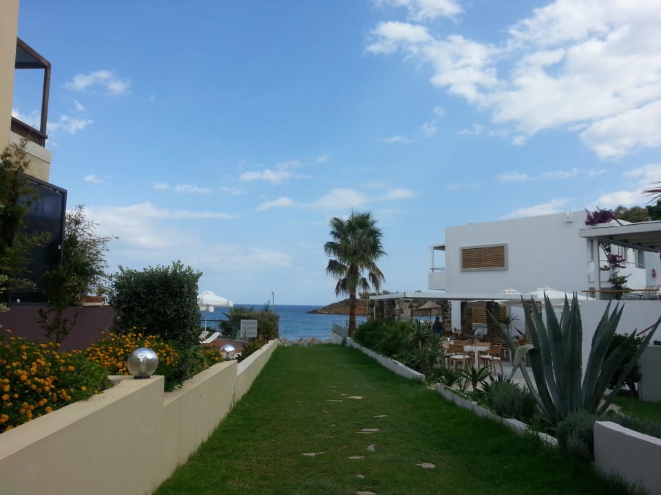 Droga na plaze Sirios Village Hotel & Bungalows