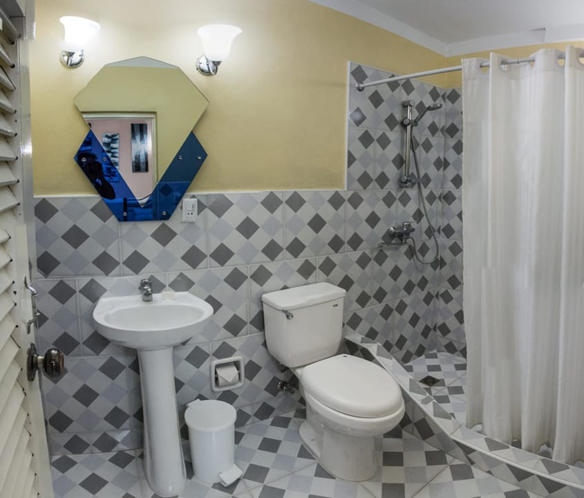 Zimmer Riki´s Hostal