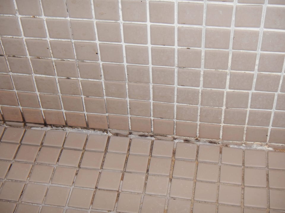 Schimmel in der Dusche Ramada Resort by Wyndham Khao Lak