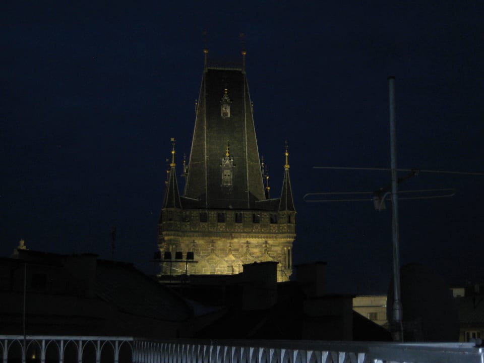Blick auf Pulverturm Executive Zimmer 711 Grand Hotel Bohemia