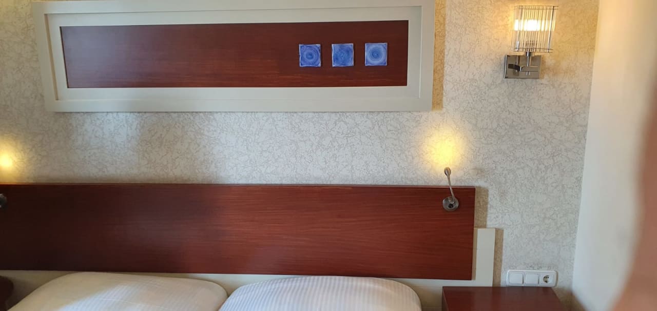 Zimmer Side Star Beach