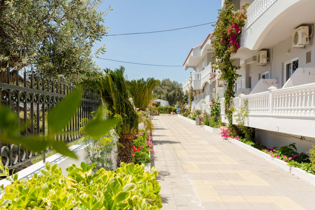 Außenansicht Hotel Varelis