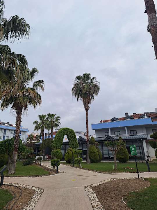 Gartenanlage Grand Seker Hotel