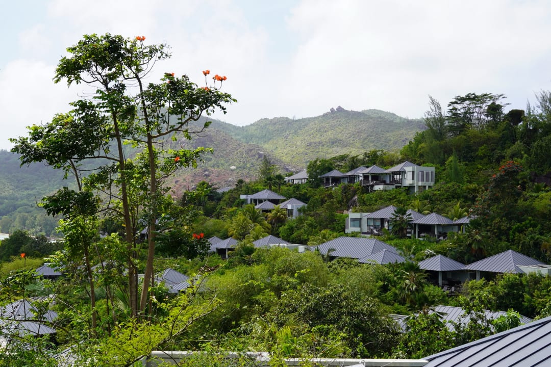 Außenansicht Raffles Seychelles