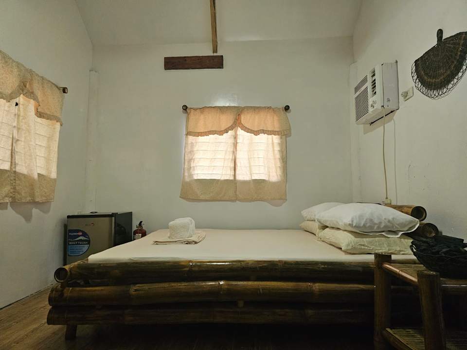 Zimmer Big Bamboo Beach Resort Sipalay