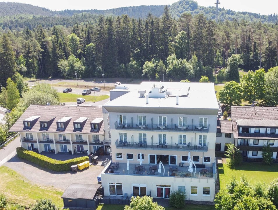 Außenansicht Hotel Löwenstein